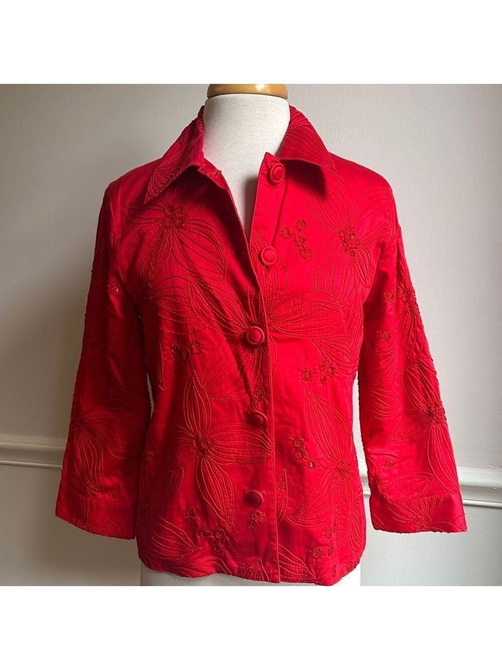 Chico's Jacket Red Embroidered Flowers Sequin Beads Cotton Spandex Size 0 EUC